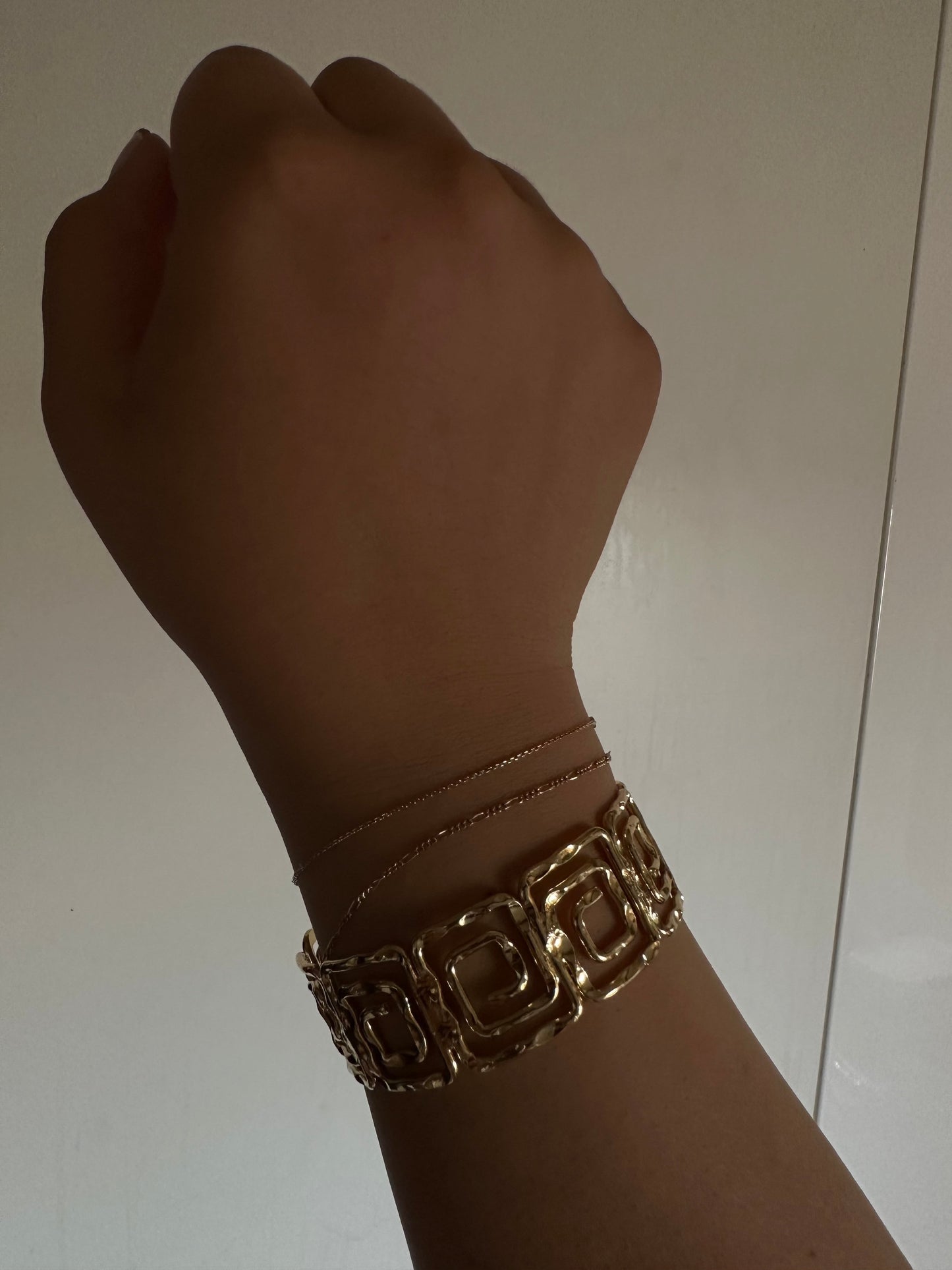 The Paros Cuff