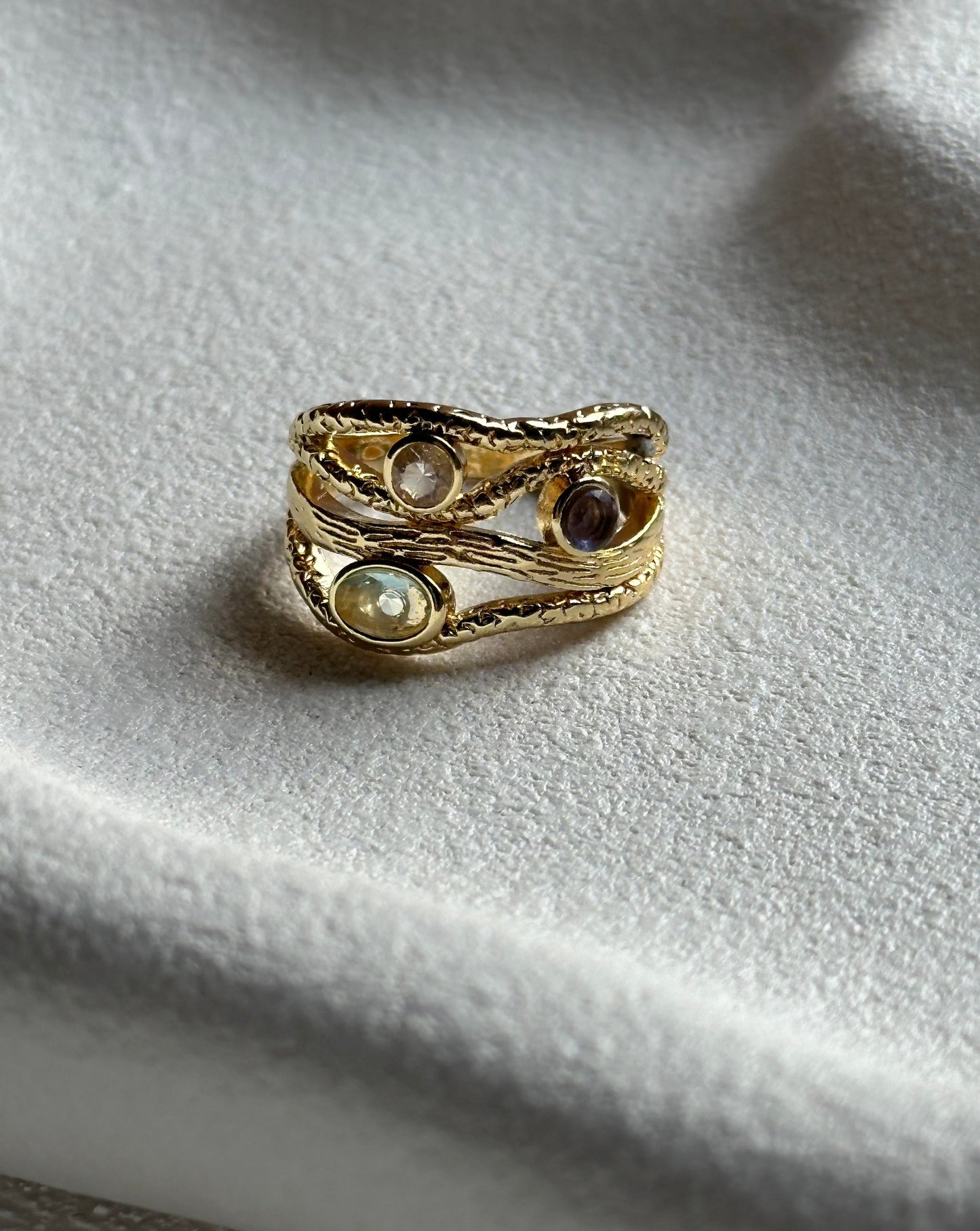 Aphrodite Ring